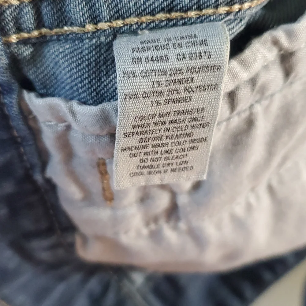 American Eagle Perfect Fitted Dark Denim Jacket - Picture 4 of 7